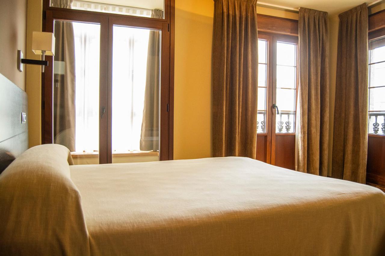 Hotel Baltico Luarca Ngoại thất bức ảnh