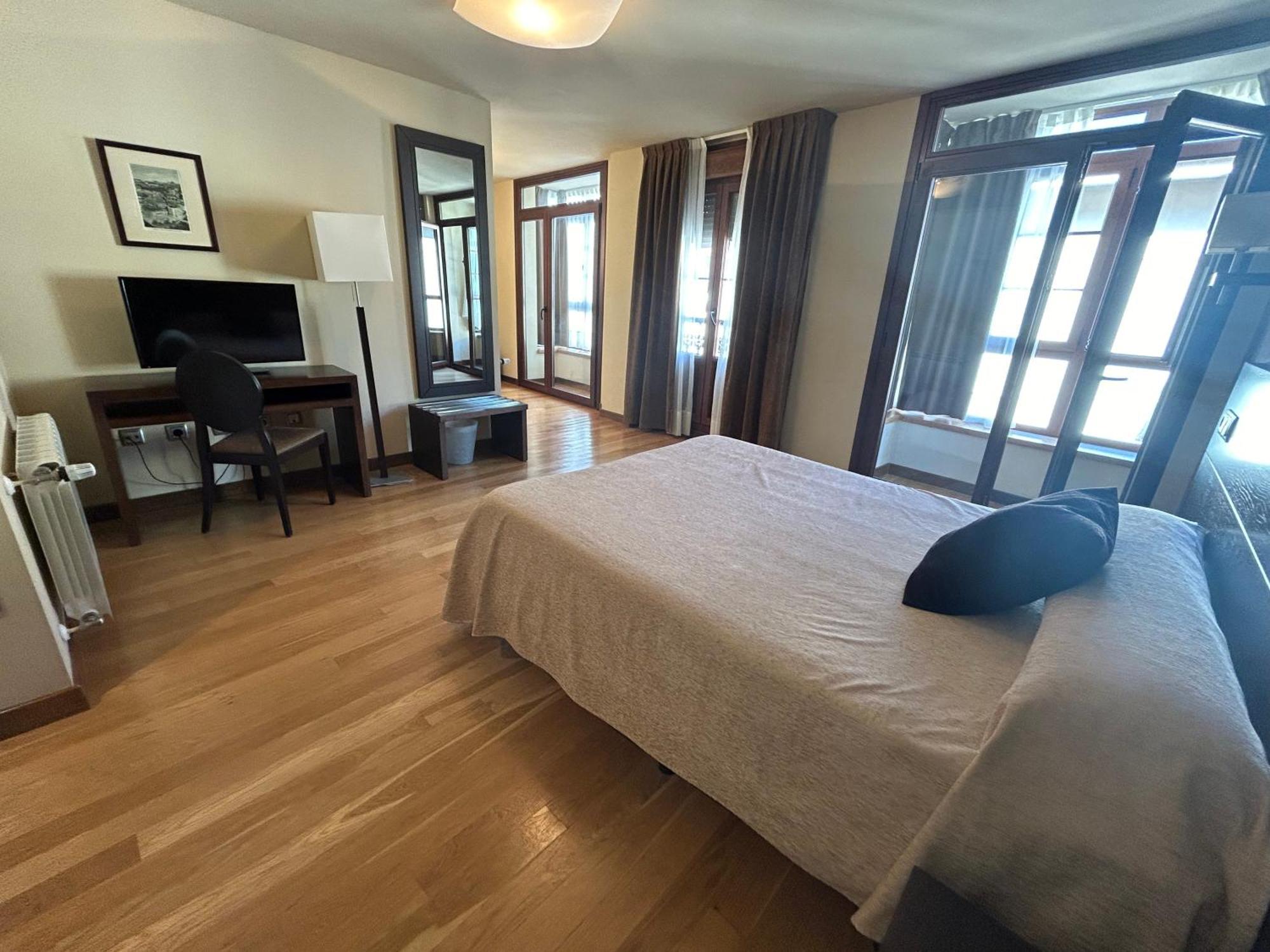 Hotel Baltico Luarca Ngoại thất bức ảnh