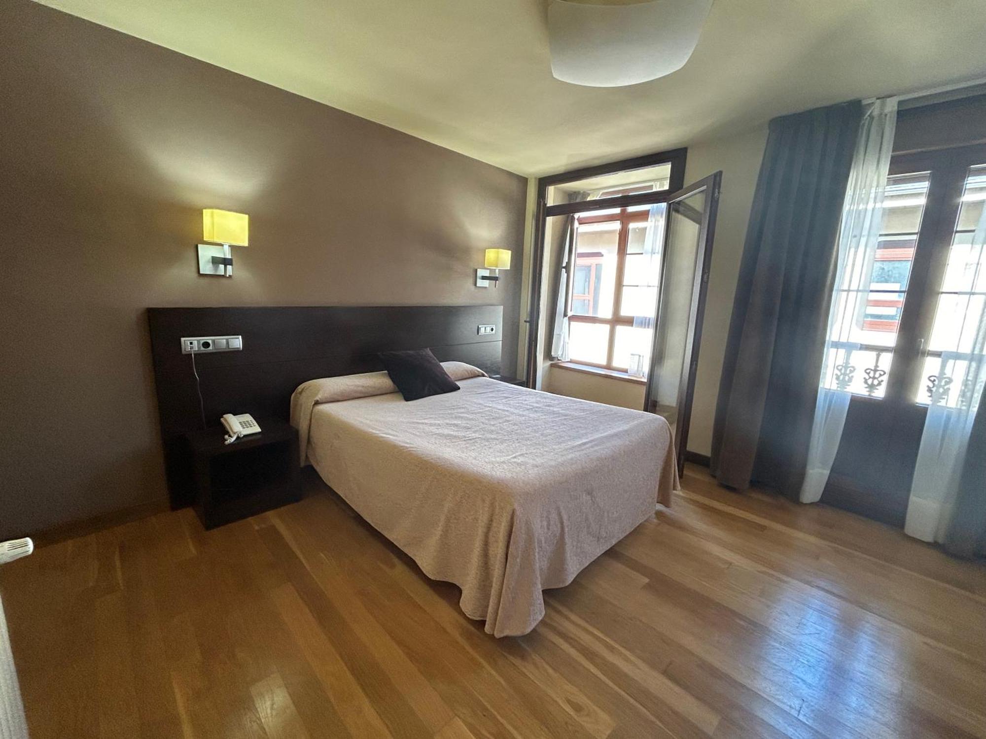 Hotel Baltico Luarca Ngoại thất bức ảnh