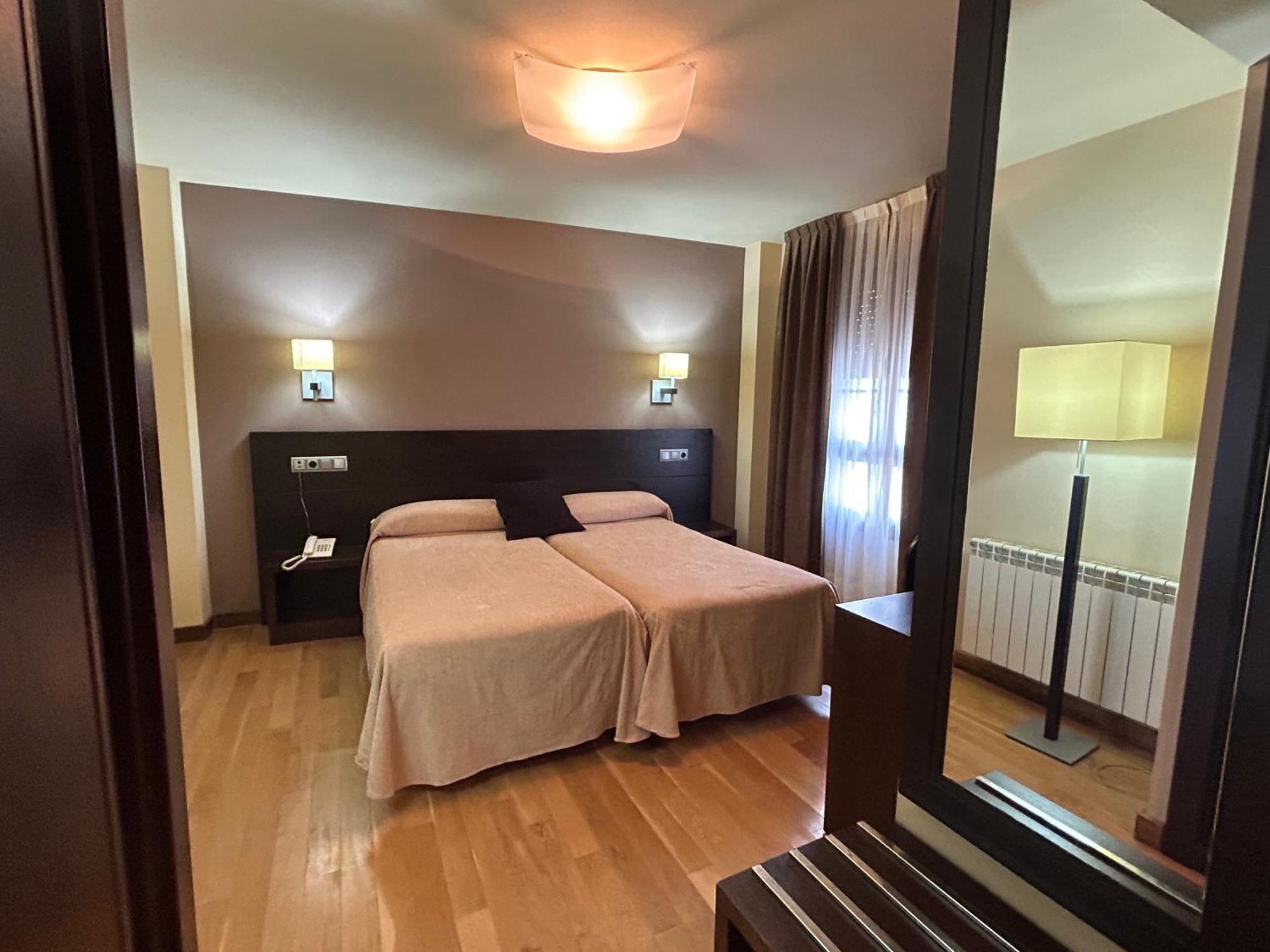Hotel Baltico Luarca Ngoại thất bức ảnh