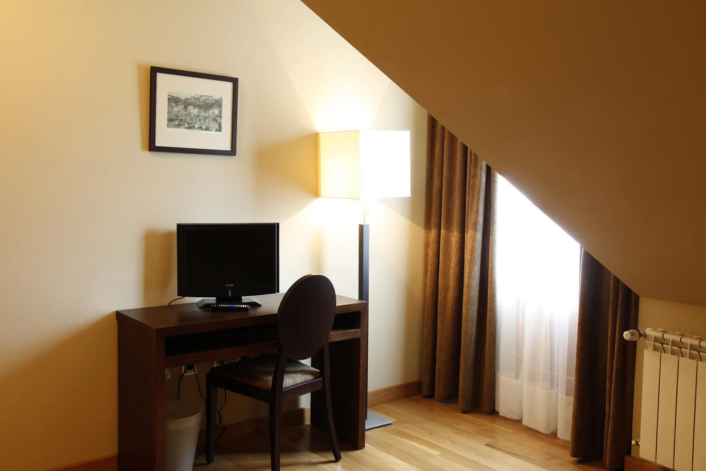 Hotel Baltico Luarca Phòng bức ảnh